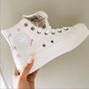 CHUCK TAYLOR ALL STAR HIGH-TOP PLATFORM SNEAKER - WOMEN'S